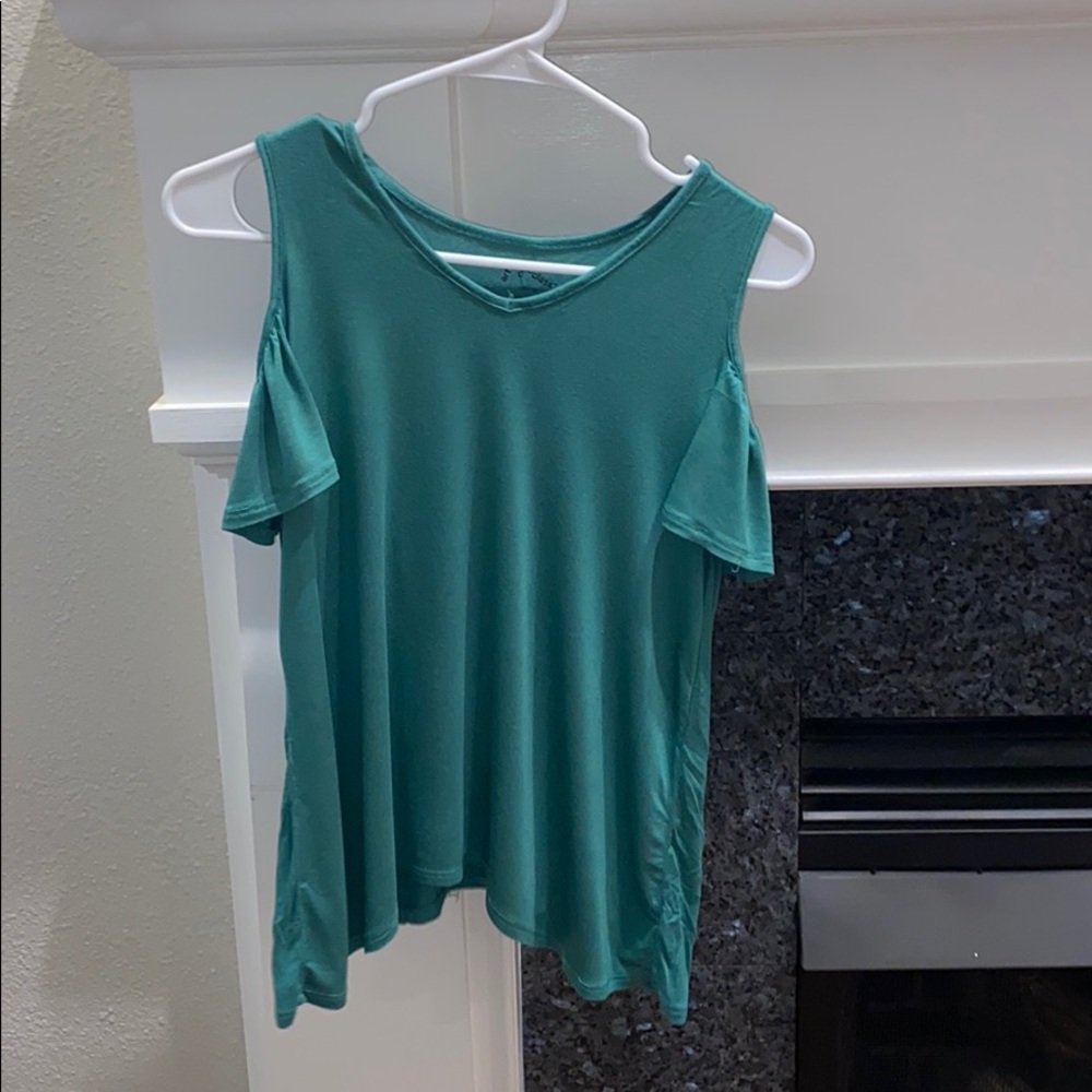 Cold shoulder top